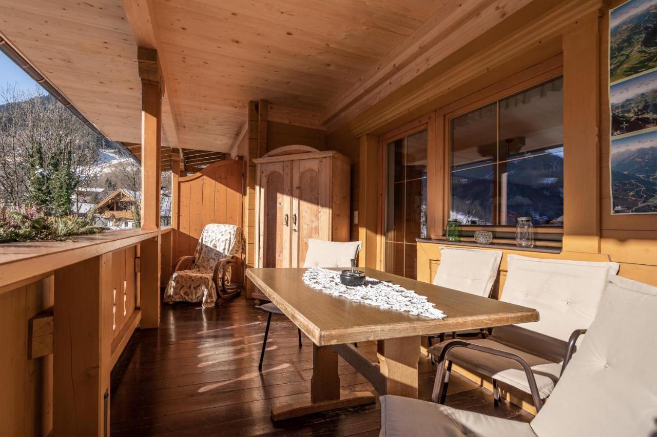 Landhaus Seiringer Apartments Финкенберг Экстерьер фото